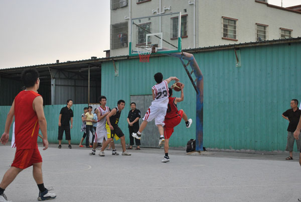 再戰(zhàn)擁城，不服不行